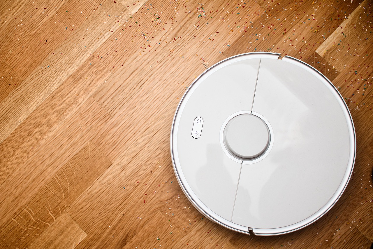 Aspirapolvere robot in offerta, ideale per la pulizia domestica, prezzo sotto i 200€ nel 2026.