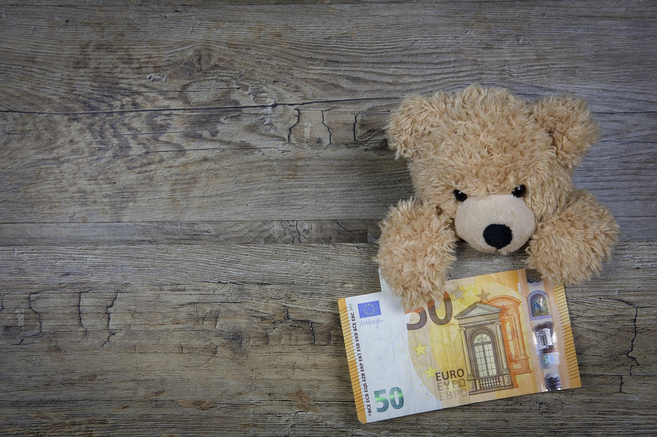 Immagine che illustra il limite di donazione ai figli e l'intervento del Fisco.